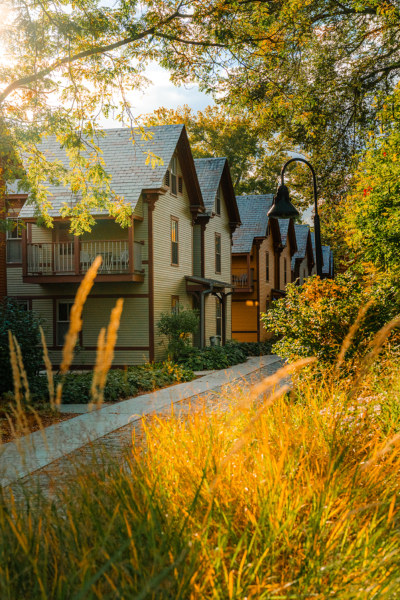 20251008_Porches_Fall405 (1)